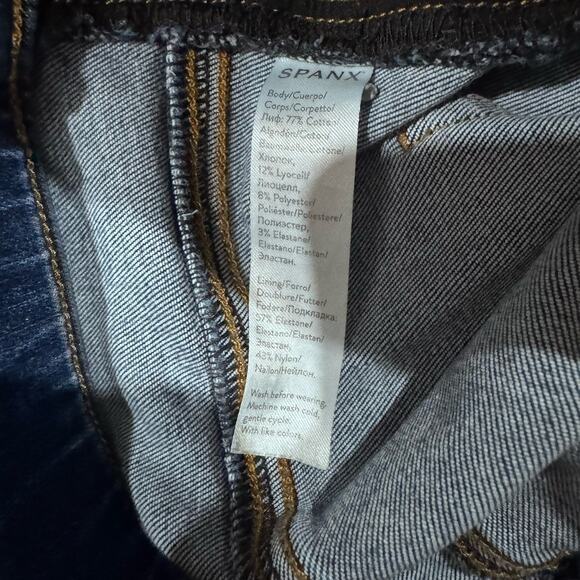 Spanx Flare Crop Jeggings S/P Black Stretch Y2K Raw Hem Pull-On Pants - Picture 7 of 7